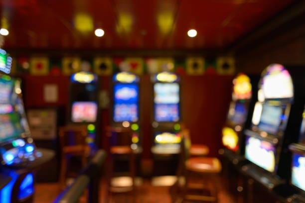 Pretty Gaming live-dealer table interface showing multiple camera angles and betting controls on sultanslot88 mobile app